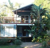 Coochiemudlo Island Family Beach House - Accommodation Coffs Harbour