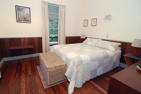 Fernridge Farm Cottage - Accommodation Coffs Harbour 6