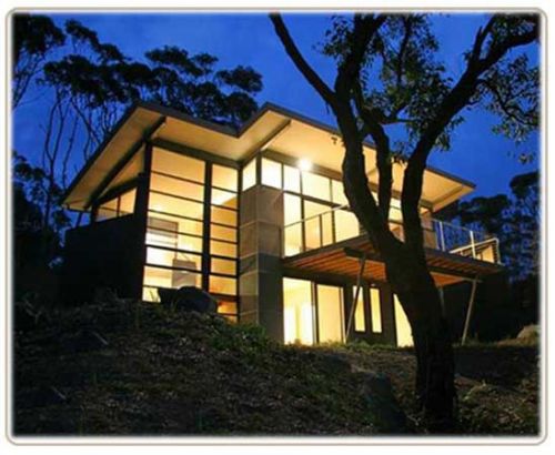 Dixie VIC Accommodation Coffs Harbour