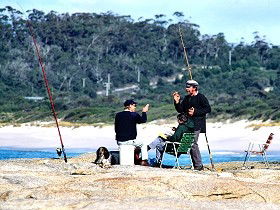 Binalong Bungalows - Accommodation Coffs Harbour 0