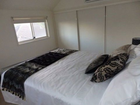 CENTREPOINT UNITS - HEIDELBERG - Accommodation Coffs Harbour 2