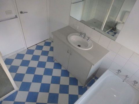 CENTREPOINT UNITS - HEIDELBERG - Accommodation Coffs Harbour 4