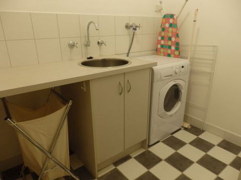 CENTREPOINT UNITS - HEIDELBERG - Accommodation Coffs Harbour 9