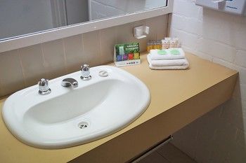 Econo Lodge Tamworth - Accommodation Coffs Harbour 32