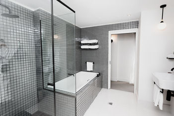 Ovolo Woolloomooloo - Accommodation Coffs Harbour 71