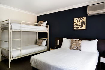 175 (formerly Wesley Lodge) - Accommodation Coffs Harbour 3