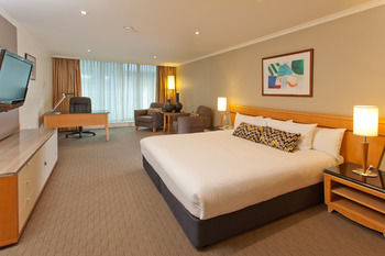 Radisson Hotel & Suites Sydney - Accommodation Coffs Harbour 21