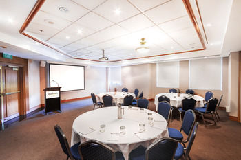 Radisson Hotel & Suites Sydney - Accommodation Coffs Harbour 23