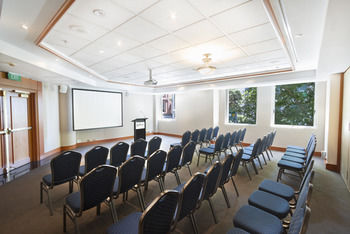 Radisson Hotel & Suites Sydney - Accommodation Coffs Harbour 24