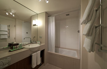 Courtyard By Marriott Sydney-North Ryde - Accommodation Coffs Harbour 18