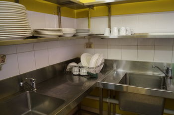 Maze Backpackers - Accommodation Coffs Harbour 23