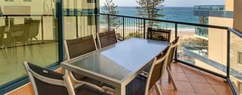 Peninsular Beachfront Resort - Accommodation Coffs Harbour 1