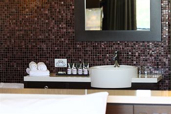 Chateau Elan - Accommodation Coffs Harbour 3