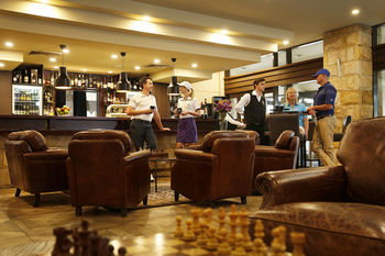 Chateau Elan - Accommodation Coffs Harbour 9