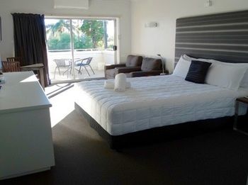 The Esplanade Motel - Formerly Eco-Inn Warners Bay - Accommodation Coffs Harbour 3