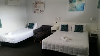 The Esplanade Motel - Formerly Eco-Inn Warners Bay - Accommodation Coffs Harbour 4