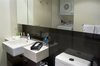 Amity South Yarra Apartments - Accommodation Coffs Harbour 7