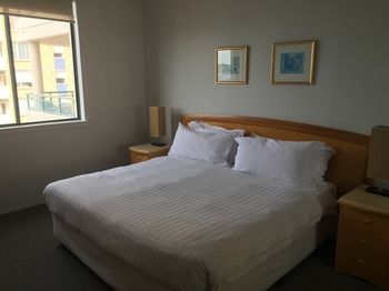 AEA The Coogee View Serviced Apartments - Accommodation Coffs Harbour 12