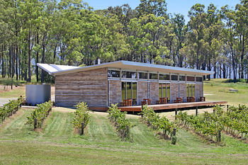 The Longhouse - Accommodation Coffs Harbour 4