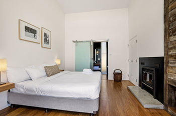 The Longhouse - Accommodation Coffs Harbour 10