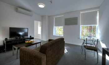 Chifley Executive Suites - Accommodation Coffs Harbour 22
