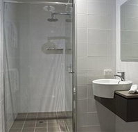 The Huskisson - Accommodation Coffs Harbour