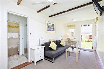 Admiral Collingwood Lodge - Accommodation Coffs Harbour 14