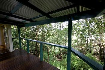 Montville Attic - Accommodation Coffs Harbour 4