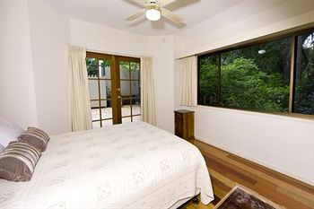 Montville Attic - Accommodation Coffs Harbour 5