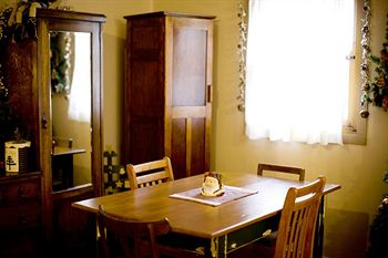 Montville Attic - Accommodation Coffs Harbour 19