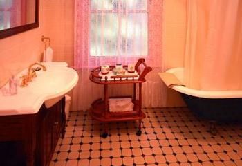 Chalet Blue Mountains - Accommodation Coffs Harbour 8