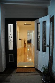 King Street Boutique Motel - Accommodation Coffs Harbour 0