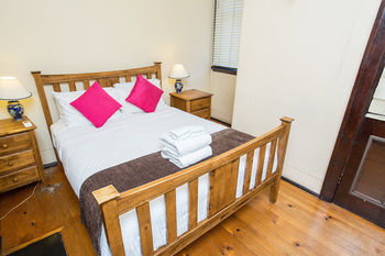 Sydney Harbour Bed & Breakfast - Accommodation Coffs Harbour 6