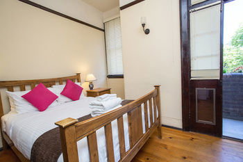 Sydney Harbour Bed & Breakfast - Accommodation Coffs Harbour 7