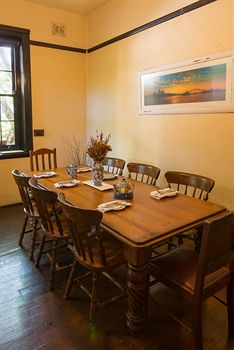 Sydney Harbour Bed & Breakfast - Accommodation Coffs Harbour 0