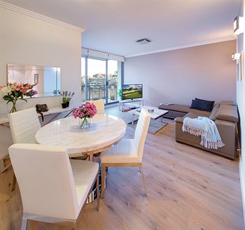 Zara Tower - Luxury Suites And Apartments - Accommodation Coffs Harbour 21