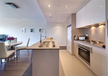 Zara Tower - Luxury Suites And Apartments - Accommodation Coffs Harbour 25