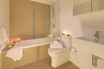 Zara Tower - Luxury Suites And Apartments - Accommodation Coffs Harbour 29