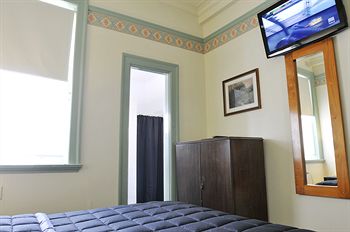 Calga NSW Accommodation Coffs Harbour