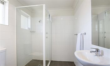 Colyton Hotel - Accommodation Coffs Harbour 1