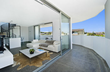 Bondi Beach Apartments - Accommodation Coffs Harbour 1
