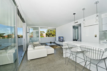 Bondi Beach Apartments - Accommodation Coffs Harbour 2