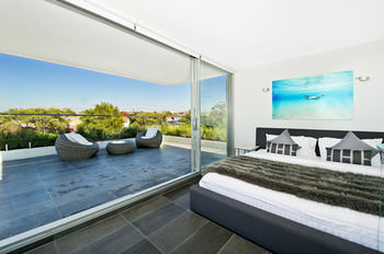 Bondi Beach Apartments - Accommodation Coffs Harbour 6