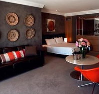 Hotel Ravesis - Accommodation Coffs Harbour