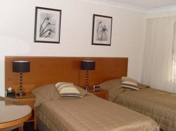 The Denman - Accommodation Coffs Harbour 4