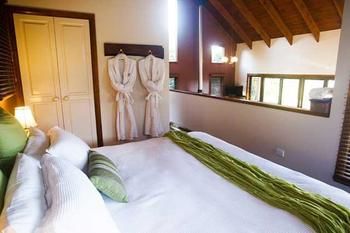 Montville Misty View Cottages - Accommodation Coffs Harbour 13