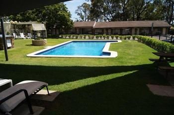 Old Maitland Inn - Accommodation Coffs Harbour 4