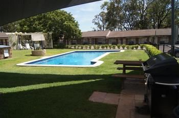 Old Maitland Inn - Accommodation Coffs Harbour 5