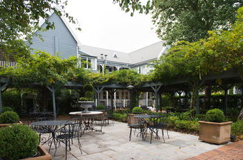 The Convent Hunter Valley - Accommodation Coffs Harbour 2