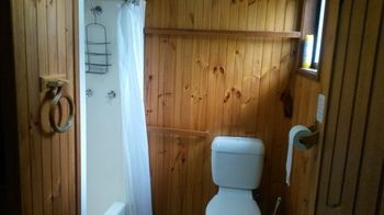 Hunter Hideaway Cottages - Accommodation Coffs Harbour 6